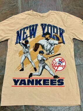 ~~ New York Yankees Mitchell and Ness T Shirt Men's Medium MLB Baseball.....Some